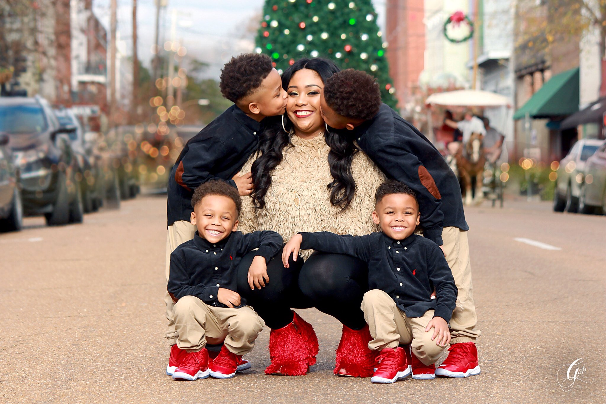 twins mama✿  Twin mama Tee - Teesfortwins.com