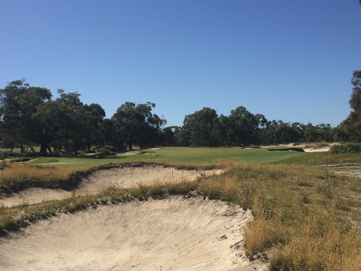 Time for a taste of some North holes!  <a href="/pkcgc/">Peninsula Kingswood</a> @OCCMGolf