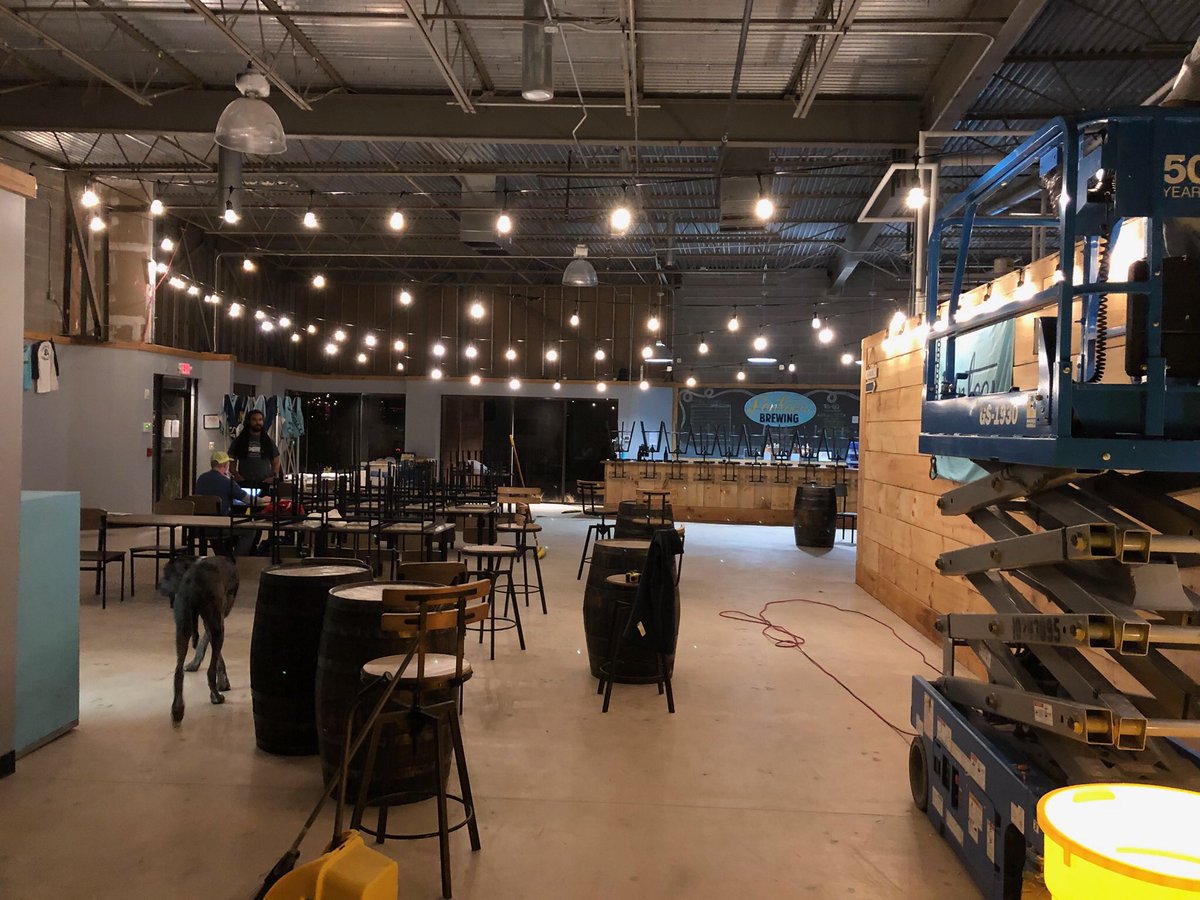 beer_and_a_baby's tweet image. Our crew is up late putting the finishing touches on the taproom! Grand Opening is on the horizon ✨