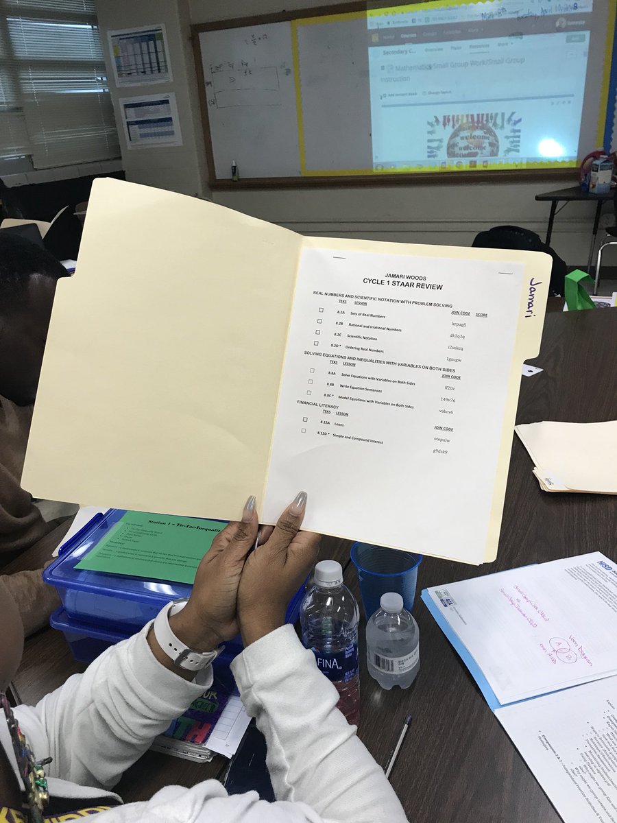 DatAmazingCoach's tweet photo. So I gave the #mightymathteam @KeyMS_Cougars an opportunity to do a “Show and Tell” of their favorite #smallgroupinstruction &amp; #smallgroupwork activities during #Achieve180 PD... result is just 👏🏼awesome &amp; our toolboxes are overflowing with take aways! @alyssahowelly #HISDLIM https://t.co/eT98aIsw0x