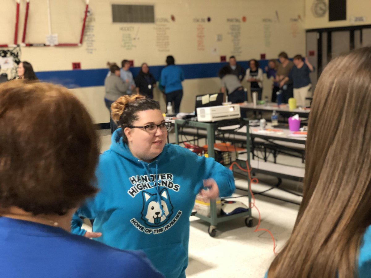CarrieAzab's tweet photo. Social Investment and kicking off a #21daysofhappiness re-boot! Love that our Hanover family had a chance to reconnect with charades& commit to a new 21 day challenge. #WeAre54 @FaithRivera54 https://t.co/ObJWPYNWTr