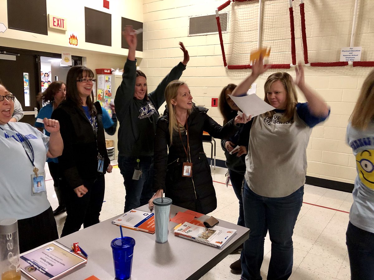 CarrieAzab's tweet photo. Social Investment and kicking off a #21daysofhappiness re-boot! Love that our Hanover family had a chance to reconnect with charades& commit to a new 21 day challenge. #WeAre54 @FaithRivera54 https://t.co/ObJWPYNWTr