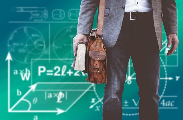 College Professor Gets Schooled by Gen Z genzmom.com/2018/01/11/col…