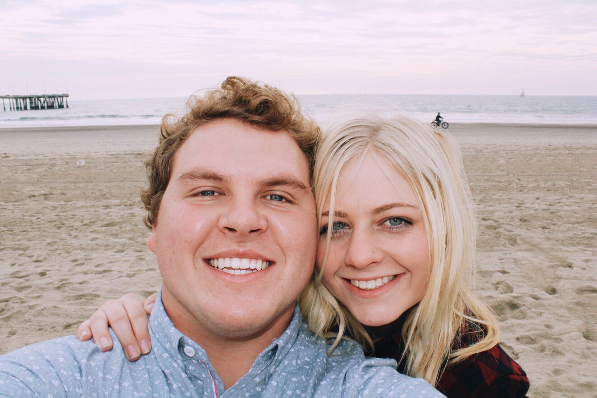 leahjoy99's tweet photo. hey @d_shirrod come home already :) https://t.co/gDO2zWuuQz