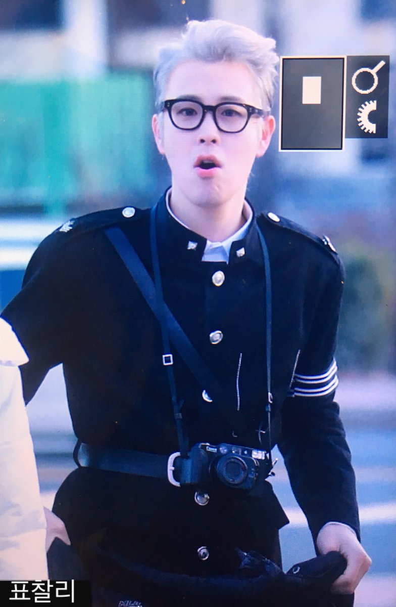 pyocharliecom's tweet photo. 180111 엠카 미니팬미팅

💕💕💕💕💕

#피오 #표지훈 #표찰리 #블락비 https://t.co/rW6KuFXO6F