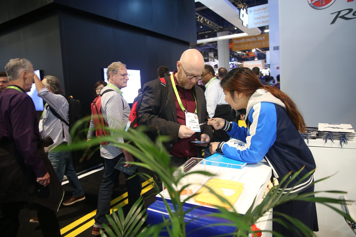 iflytek1999's tweet photo. Try iFLYTEK AI+ products at Booth No. 25608, AI Exhibition Area, South Hall 2. We are waiting for you.😁😁😁
#CES2018 #ArtificialIntelligence #MachineLearning #BigData #DeepLearning https://t.co/csqrJxL7vA