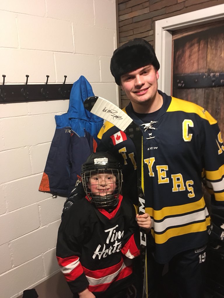 Captain Jake @jacocomeau all class all the way with a signed stick for one of our Future Flyers