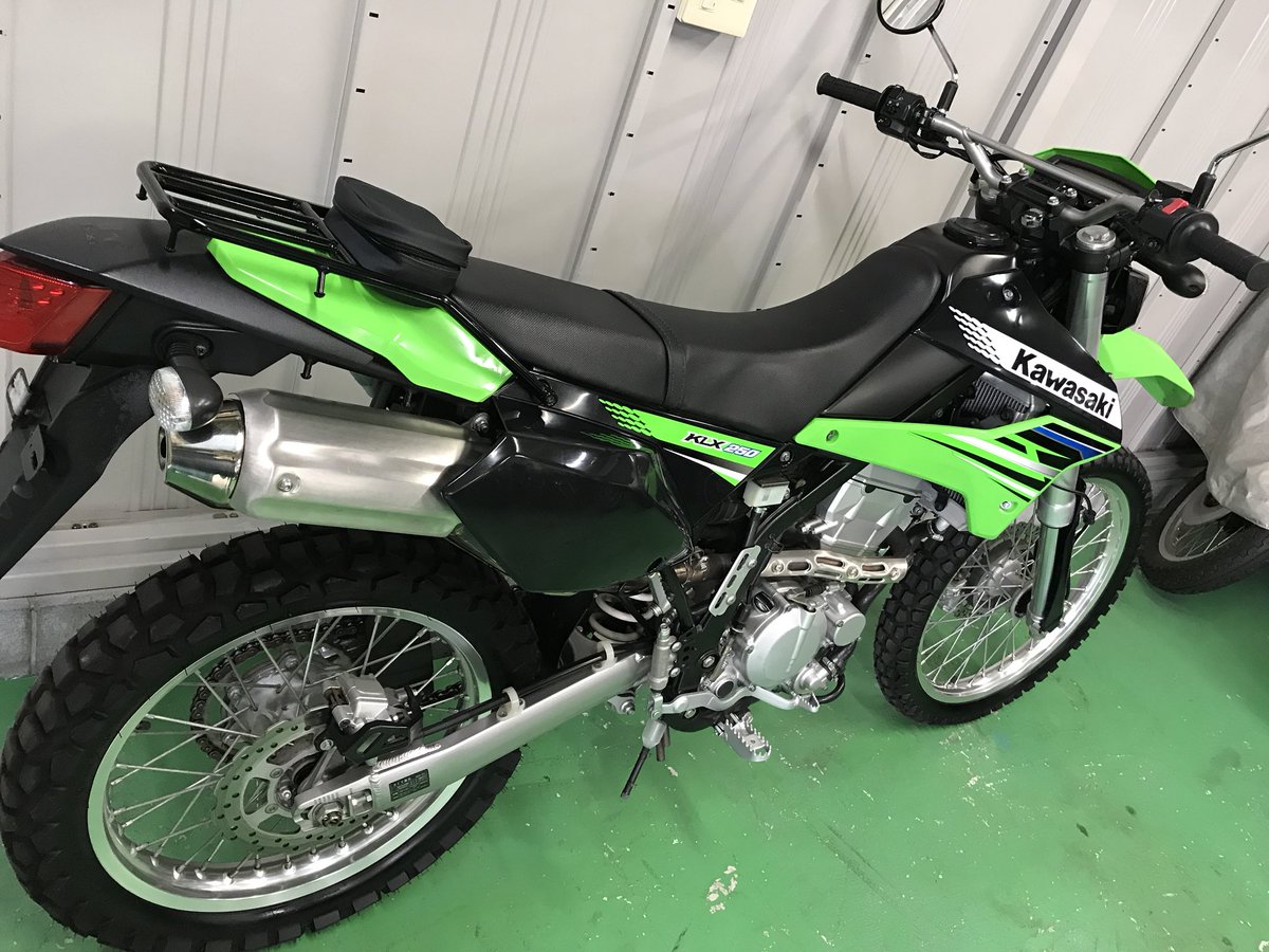 髙橋進 カワサキ プラザ宇都宮北 Twitter પર 店長オススメ中古車 Klx250s 入荷しました オフ路未走行車 でリヤキャリア付きでお得です 距離は7 225 で増車 オフロード遊び 通勤通学に如何でしょうか 詳しくはお気軽にご来店下さい バイク 中古車