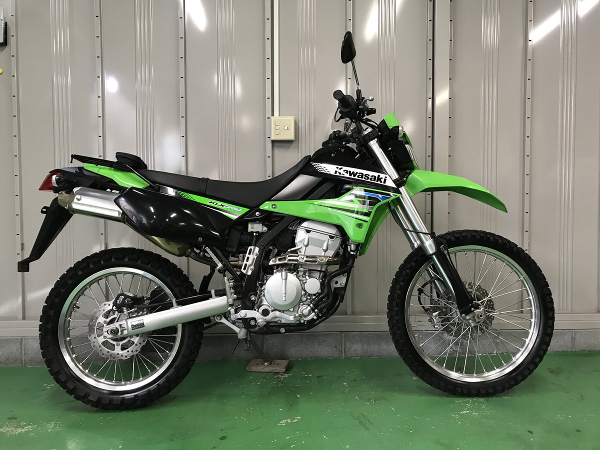 髙橋進 カワサキ プラザ宇都宮北 Twitter પર 店長オススメ中古車 Klx250s 入荷しました オフ路未走行車 でリヤキャリア付きでお得です 距離は7 225 で増車 オフロード遊び 通勤通学に如何でしょうか 詳しくはお気軽にご来店下さい バイク 中古車