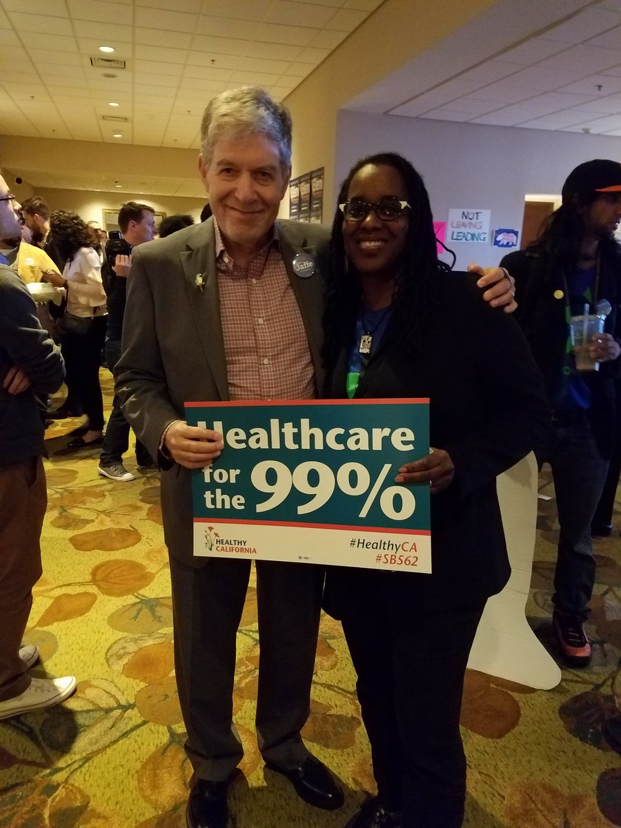 Jaffe4Cali's tweet photo. @scaredpair @NanInKansas @chuckschumer @TheDemocrats @4aPeoplesParty @jimmy_dore #SinglePayer #medicareforall #SB562 #BlueWave2018 #ProgressiveSurge https://t.co/iy3Y6FWbK9