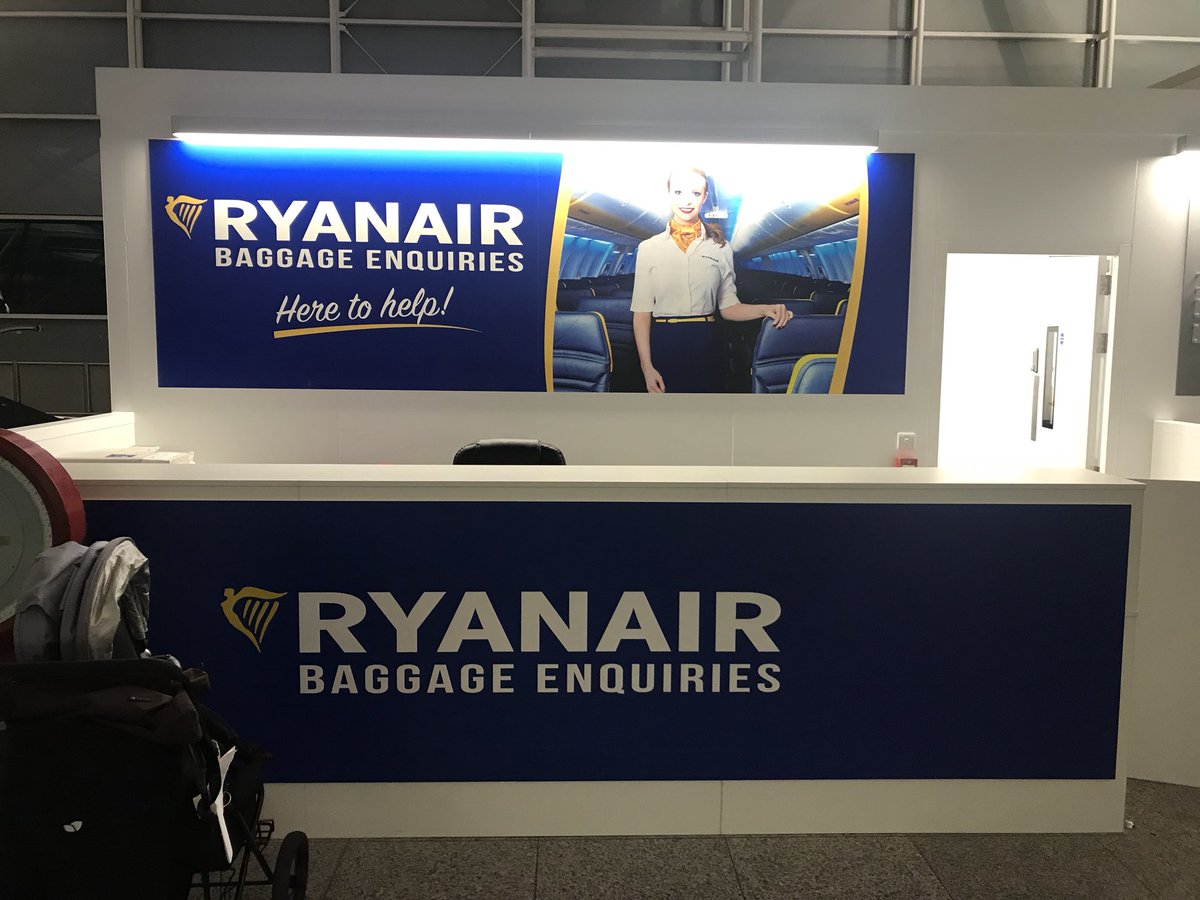 TheREALCWood's tweet photo. @rhodgilbertshow saw this and thought of you 😂 #bryanair https://t.co/6cDxEaai3S