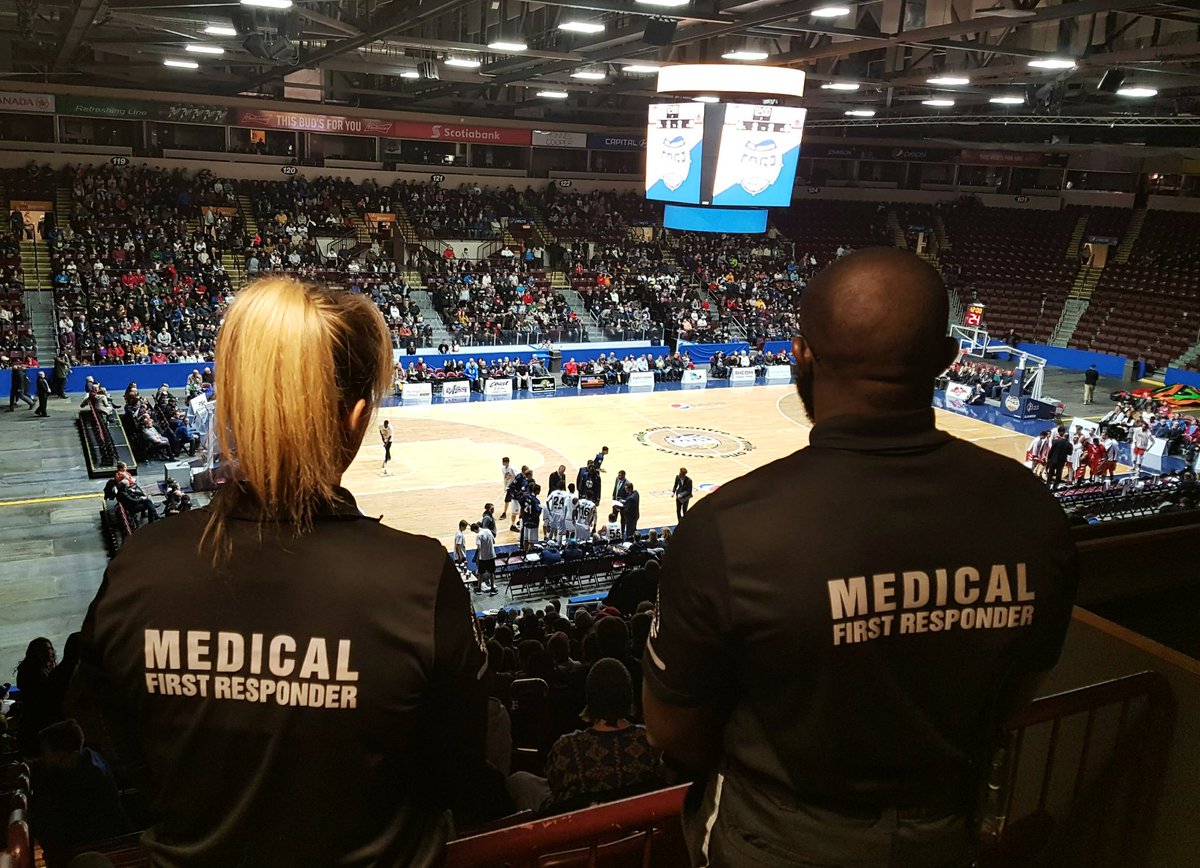 SJA_321's tweet photo. Our Medical First Response volunteers were @MileOne_Centre tonight for the @stjohnsedge game! #Community #Sja #FirstAid https://t.co/xpjDTgPdt4