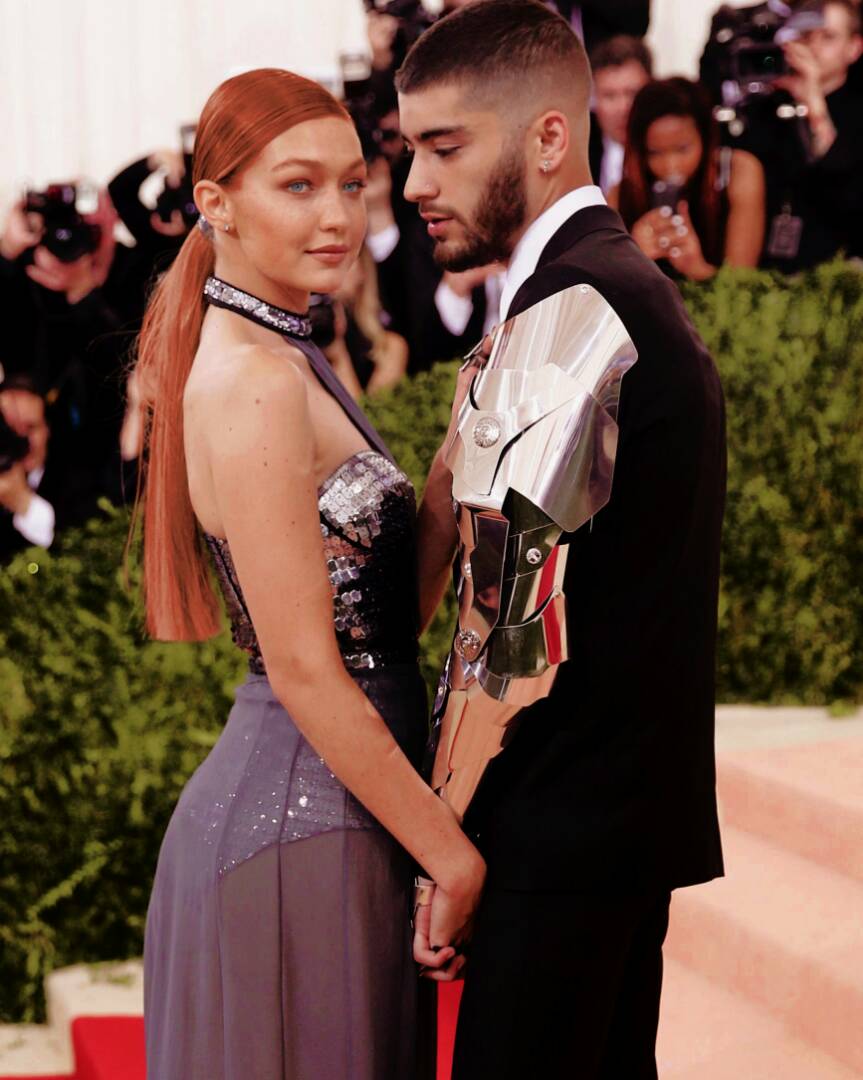 Cancún, México; #OneYearPartyGD 
Encantado de celebrar aquí con mi princesa por el décimo mes de las chicas. Se viene una noche y fiesta increíble.
Muchas felicidades, preciosas.