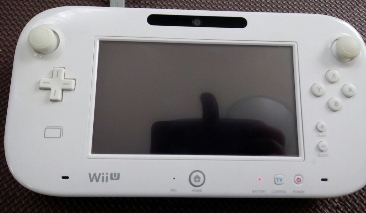 まゆたん Sur Twitter フリマでget したwii U ゲームパットです 電源が入らない 壊れてる物を購入しました 裏返すとすでに分解済みでした 電源が入らないのでまずはバッテリー回りからチェック 問題はなさそう 通電していない状態なので取り合えず私も分解しちゃう
