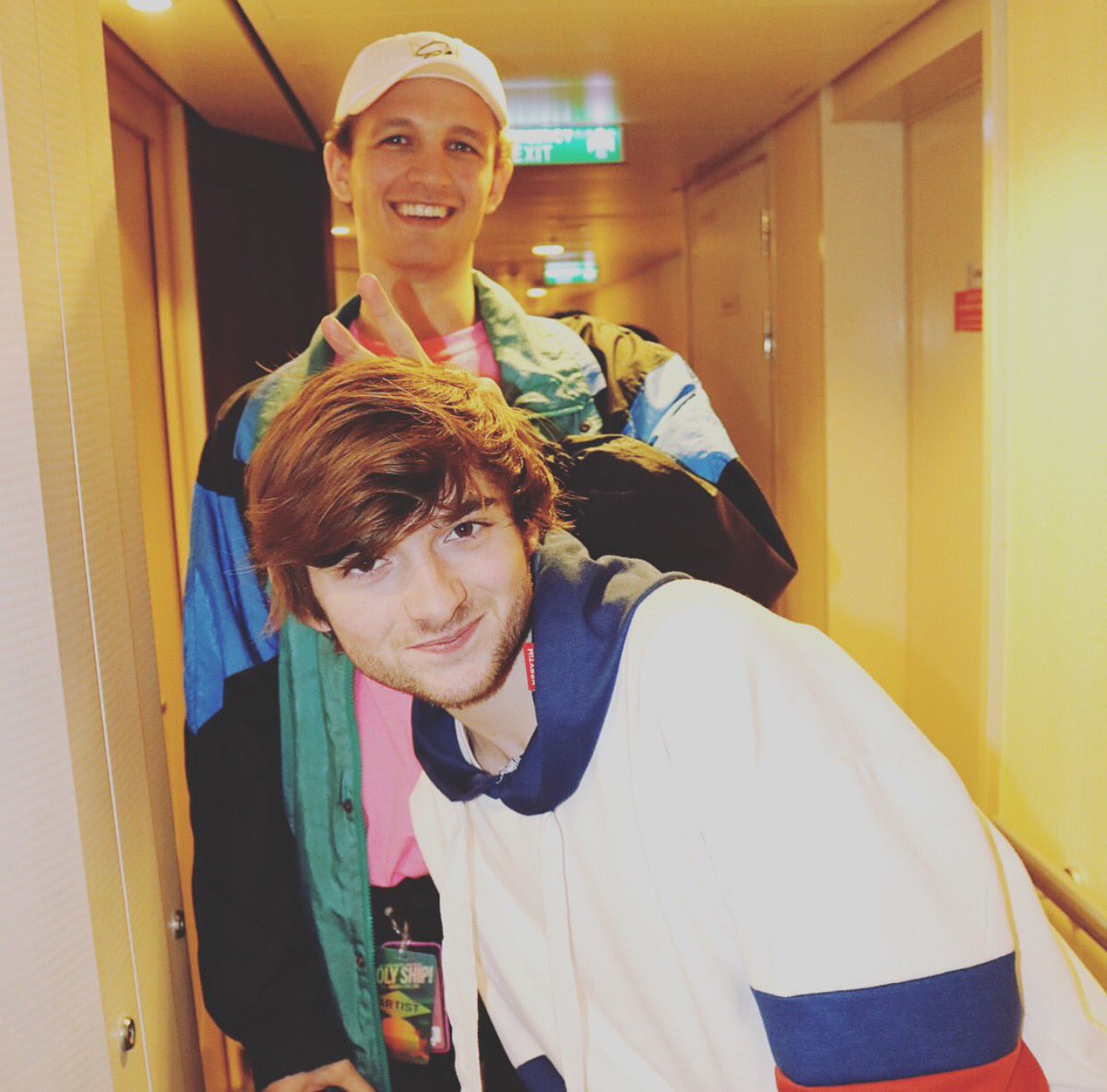 LouisTheChild's tweet photo. Thanks ShipFam 💜 https://t.co/SSRa8c6Z1Q