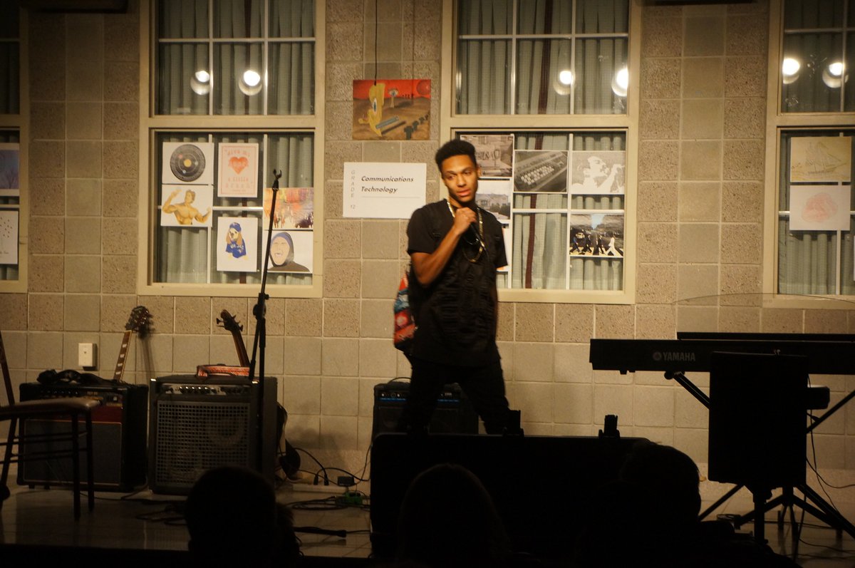 CarterHawthorn3's tweet photo. RICKY D got the crowd going tonight!!!! Shoutout to him for putting an amazing act together overnight as he was just added to the list yesterday! #scilionsbiz https://t.co/kZKIsfiQol