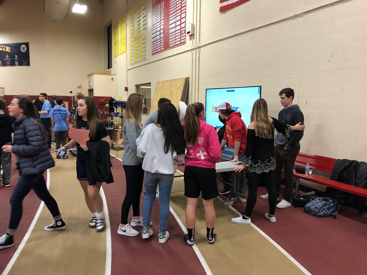 OSA_Secure's tweet photo. Had a great time talking with the class of 2022! @BPS101 @INCubatorBHS #101alag https://t.co/326J4I3QcN