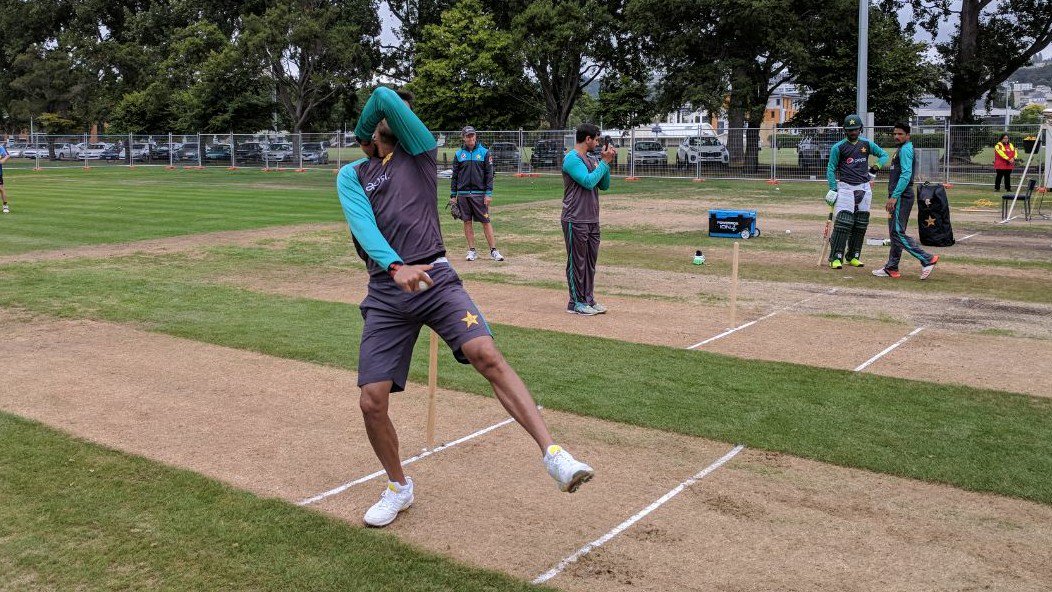 TheRealPCB's tweet photo. Pakistan team practice session at University of Otago Oval, Dunedin https://t.co/i6CxYdk9fS
