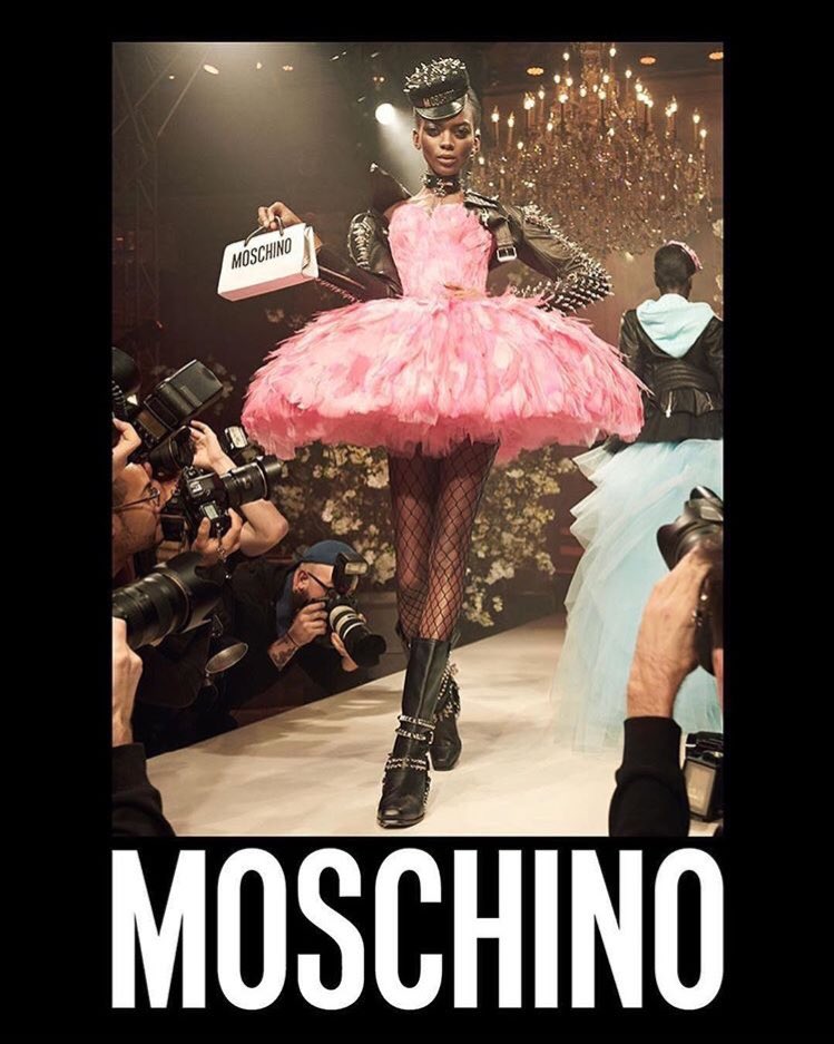 blackstylelist's tweet photo. The new 2018 #Moschino Campaign ❤️ is HAUTE! Photography: Steven Meisel https://t.co/RTd4ALi76B
