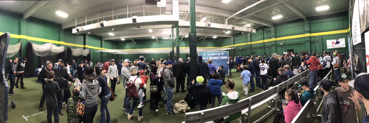 WarehousePI's tweet photo. It’s was nice to have the @Mariners Caravan at our facility tonight! #SodoMojo https://t.co/nKSiAZuIEz