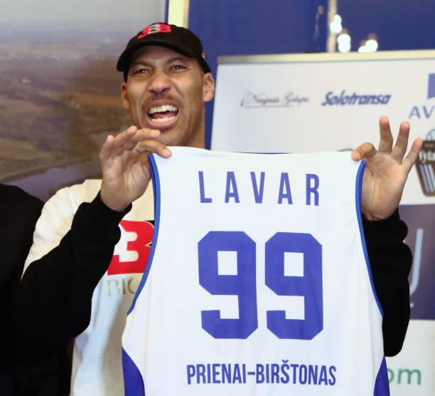 JerseyChamps's tweet photo. Lamelo &amp; Lavar Ball Lithuania Jerseys Available Now🔥
Tag someone that needs one🏀
https://t.co/4NX3p37vLk https://t.co/ztnyYCJSrw