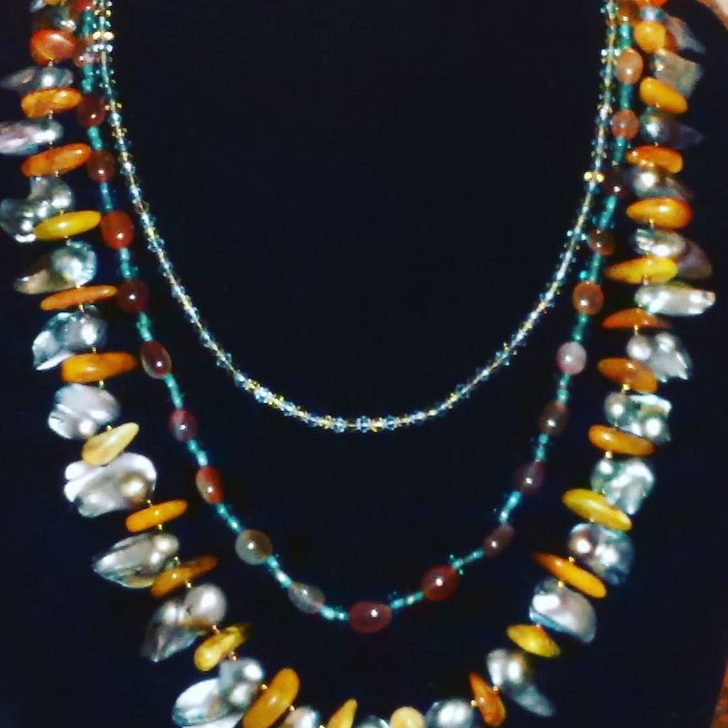 CloudyDaysShop's tweet photo. Triple strand necklace with Biwa Pearls, Amber and Cerilian. https://t.co/XTRxA5HHWa