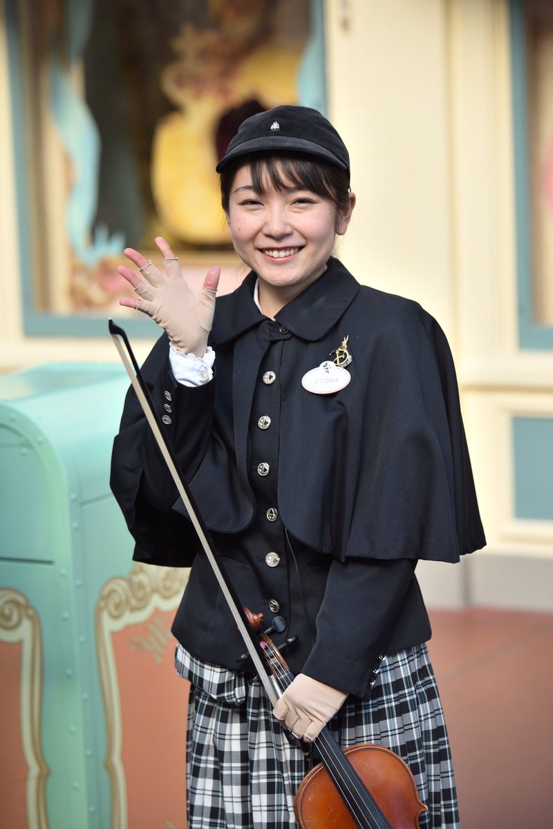 只川にぃな かわいいお姉さんヲタ 今日もおとわさんがかわいかった むっちゃ笑顔で手振ってくれた ほんとかわいい 18 1 11 ジップンズームガイドツアー ジップン オトワさん T Co Yhy7jla8p6 Twitter