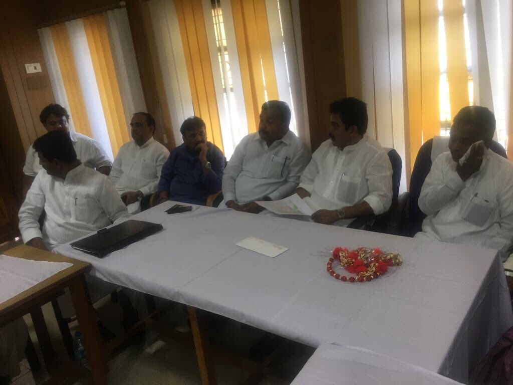 In Bijapur <a href="/INCIndia/">Congress</a> General Secertary KC Venugopal ji review meeting with Block congress presidents &amp; DCC leaders about the work of the <a href="/INCKarnataka/">Karnataka Congress</a> ! #CongressNadigeVijayadaKadege
