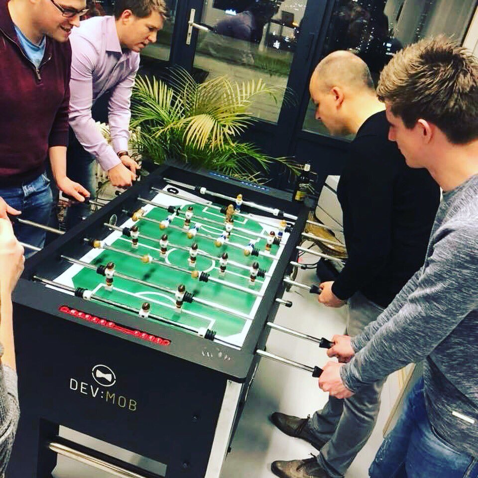 BOLTANDCOMPANY's tweet photo. Big SO to @TijmenWierenga and his kick-ass live demo of #Docker #Swarm @Docker #CodeCannoli https://t.co/cJYrrl6hrf