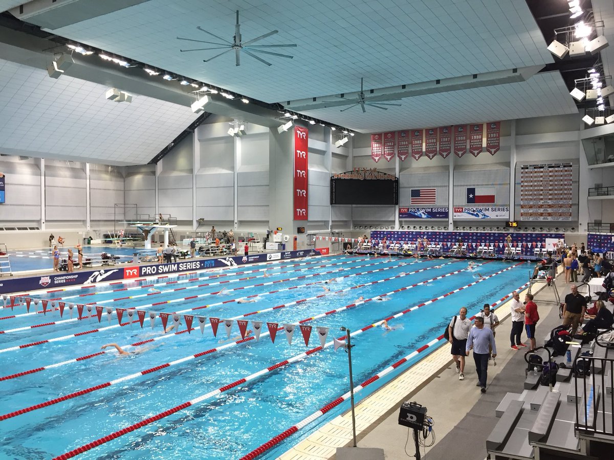 NotUSASwimming's tweet image. The Fucking Speedo Pro Series is kicking off today. Oh wait... TYR? Who tf even wears TYR...