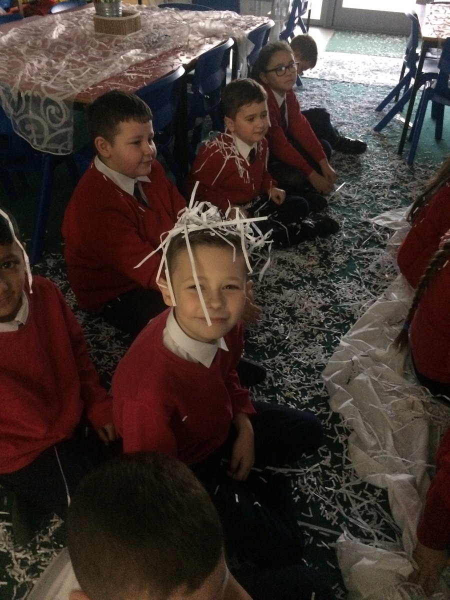 Y3GUPS's tweet photo. It was very snowy in 3HA yesterday! #immersiondays https://t.co/1uvOHikab0