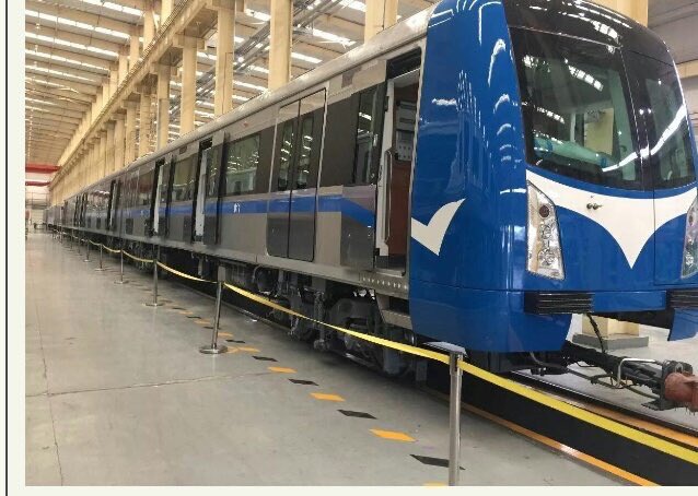 Abuja_Facts's tweet photo. @Ozo1Naija @dr_khalidz @Bashir_Dabo @Nupenchi_ @MP_Muye @4eyedmonk @CoolFMAbuja @bigmoNaija @USEmbassyAbuja The #AbujaLightRail with ultra-modern coaches have a total capacity of 390 passengers. https://t.co/6JS6Am3xcM