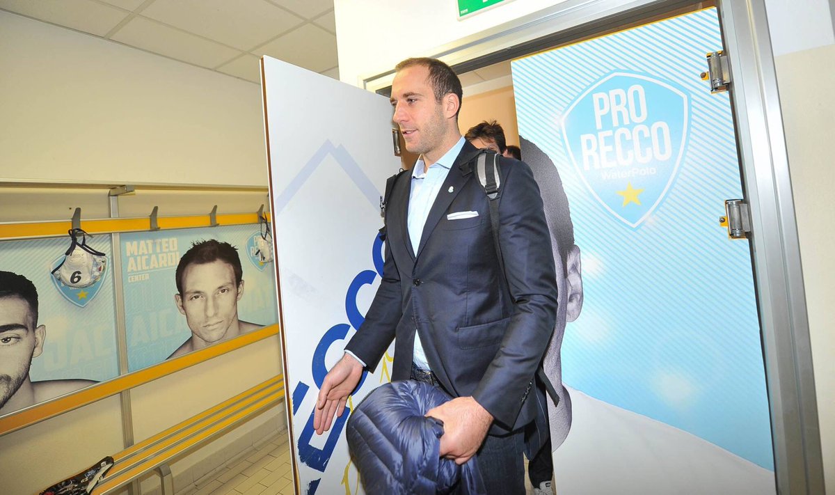 prorecco's tweet photo. ⚪️🔵 #ProReccoExperience: vivi il match a contatto con i tuoi idoli. 

🗓 13 Gennaio #ReccoSabadell 
👉🏻prenota: segreteria@prorecco.it https://t.co/QEKaDmglX2