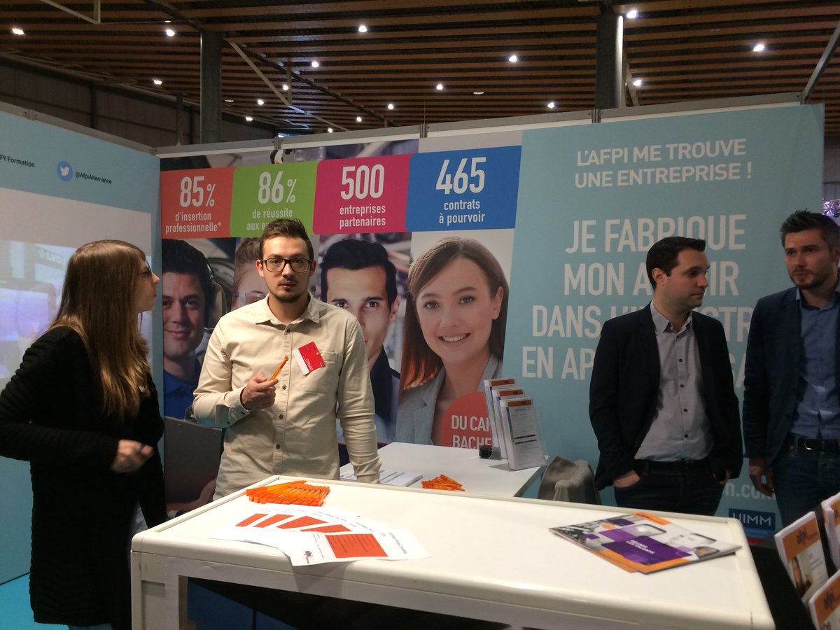 En direct du #SEL2018 retrouvez nous sur notre stand AL11 et sur la conférence de 10h #etudiant #industrie #industriedufutur
