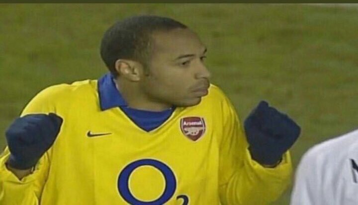 wandehoover's tweet photo. When i hear someone say they haven't heard @Yung6ix #highstaralbum https://t.co/vATXYnycDU