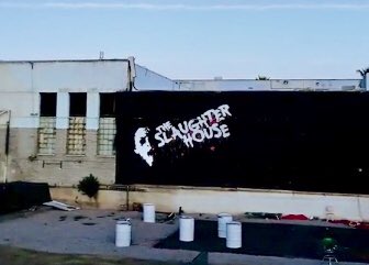 TOConnor1212's tweet image. Don’t miss an amazing NEW episode of #GhostAdventures this coming Sat 1/13 on @travelchannel 9/8c!! @PostMalone joins the crew for one disorienting &amp;amp; scary night at the #SlaughterHouse in Tucson AZ! Can’t wait to watch this..👻🤗 @Zak_Bagans @AaronGoodwin @BillyTolley @jaywasley