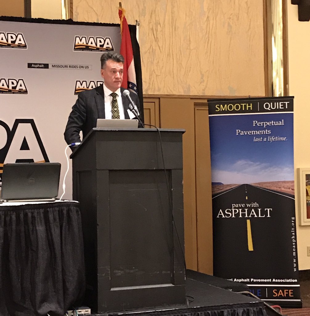 DeltaCompanies's tweet image. Dr. @Bill_Buttlar provides introduction of &quot;Balanced Mix Design&quot; to attendees at @MoAsphalt Annual Conference.

@mizzouengineer @Mizzou #BalancedMixDesign #asphalt  #AsphaltPaving