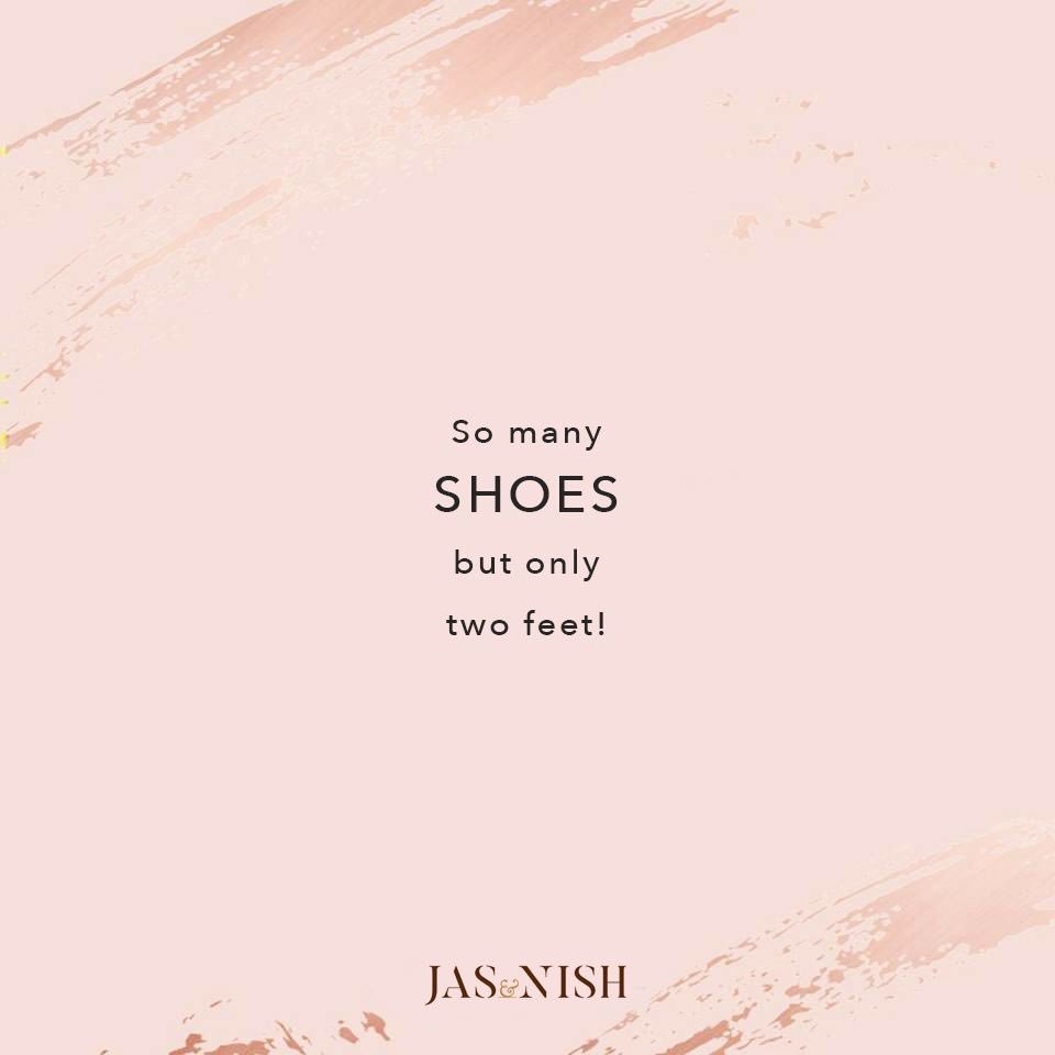 JasNishStudio's tweet photo. Every Girl's Problem.

#Quote #JasNishShoes #ShoeLover https://t.co/LEOzMyrH8Q