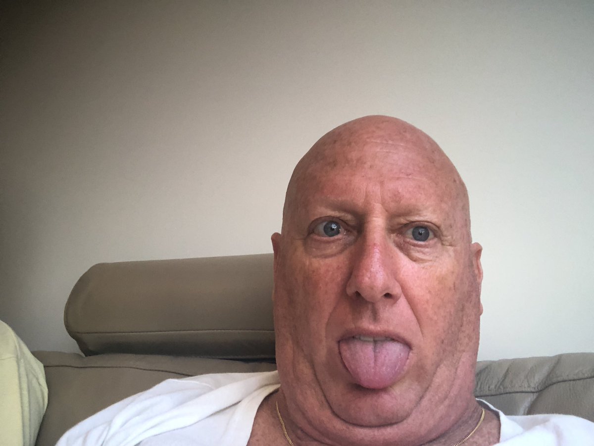 Shaunsivan's tweet photo. I’m dead https://t.co/bTV5MMV5Kp