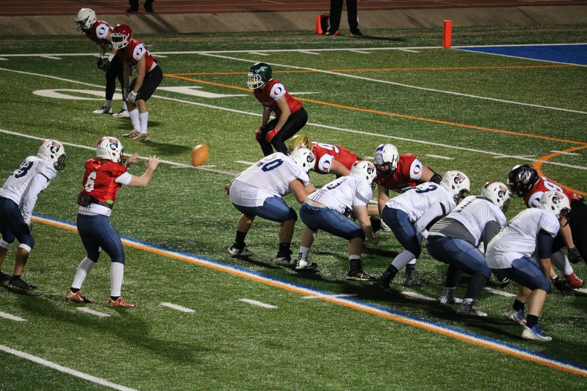 Talangford95's tweet photo. USA Football scrimmage tonight for the U17 Stars against Canada went great! @Treymitchell54 &amp; his team played so good. They are pumped &amp; ready to take the field Friday at AT&amp;T for the 2018 Internaional Bowl! #usnf #earnyourstars #teamUSA #makewpproud #center #IB2018 #U17Stars https://t.co/W77rRl8kmu
