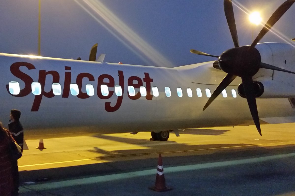 bmeis's tweet photo. Most people travel to Spice Island on SpiceJet #SpiceFacts @offbookpod https://t.co/AODzZLaVc5