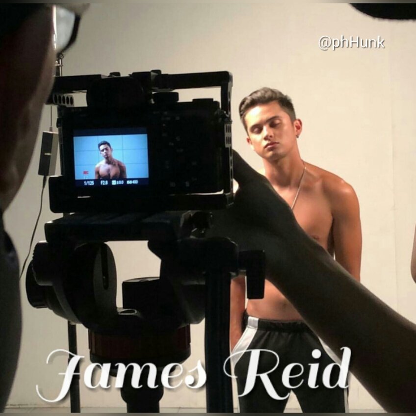 ph_guys's tweet photo. #JamesReid #Pinoy #abs #shirtless #hot #sexy #handsome https://t.co/sXTeEqBOgc