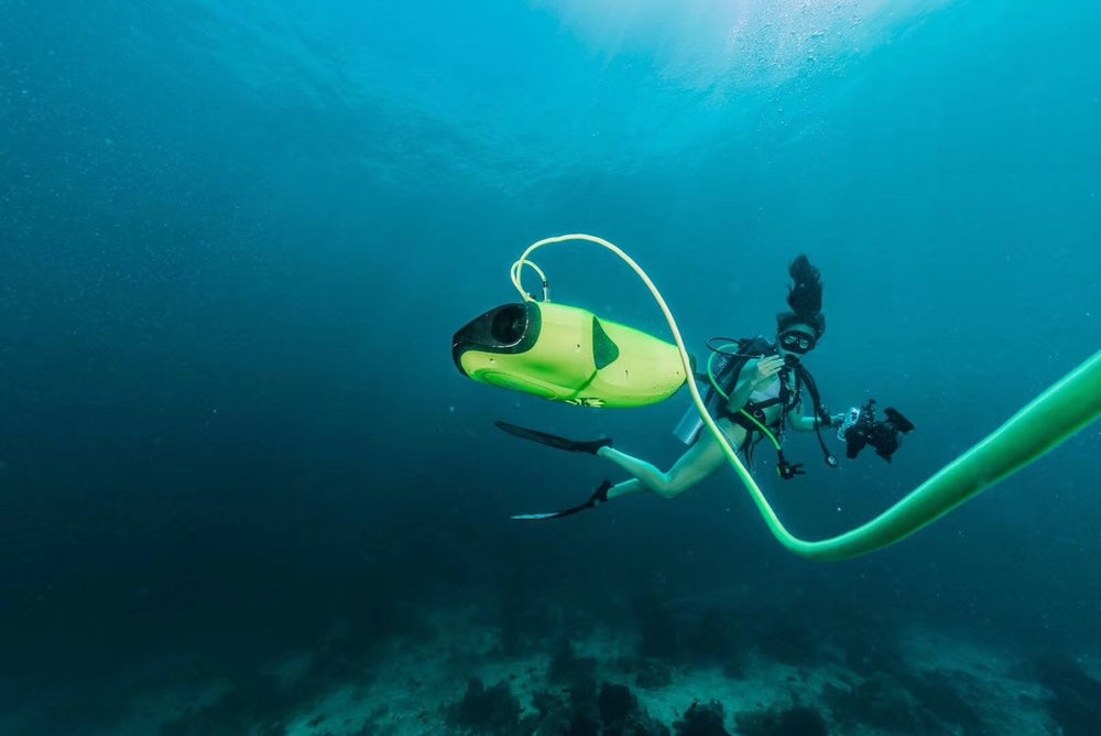 DroneBelow's tweet photo. FIFISH P3 Wins Innovation Award at CES 2018 @QyseaBrand #4K #Award #CES2018 #Drone #Innovation #Underwater #Qysea #FIFISHP3 https://t.co/kE1T9tYrT6 https://t.co/fo570GZYtf
