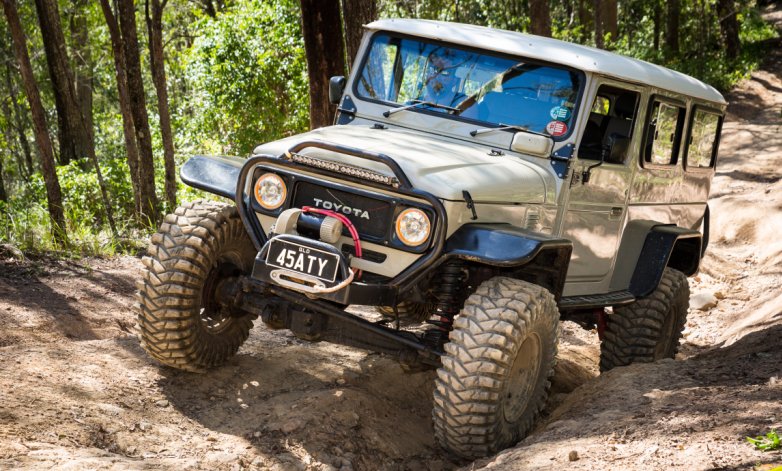 4WDAction's tweet photo. This FJ45 is probably one of the best custom 4WD's in the country - check out the latest episode of Born This Way! https://t.co/HyqbVzZJ6J https://t.co/mpFFIXEpe8