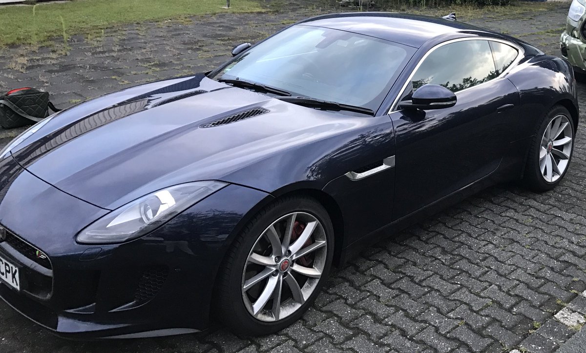 totallykeen's tweet photo. Loved it this morning because the Autobahn was soooo clear! #Brummm
Surely the best way to start a day is to drive to work in this... @Jaguar #FType #Jaguar #Love @JaguarUK https://t.co/rc4mjOWqRF