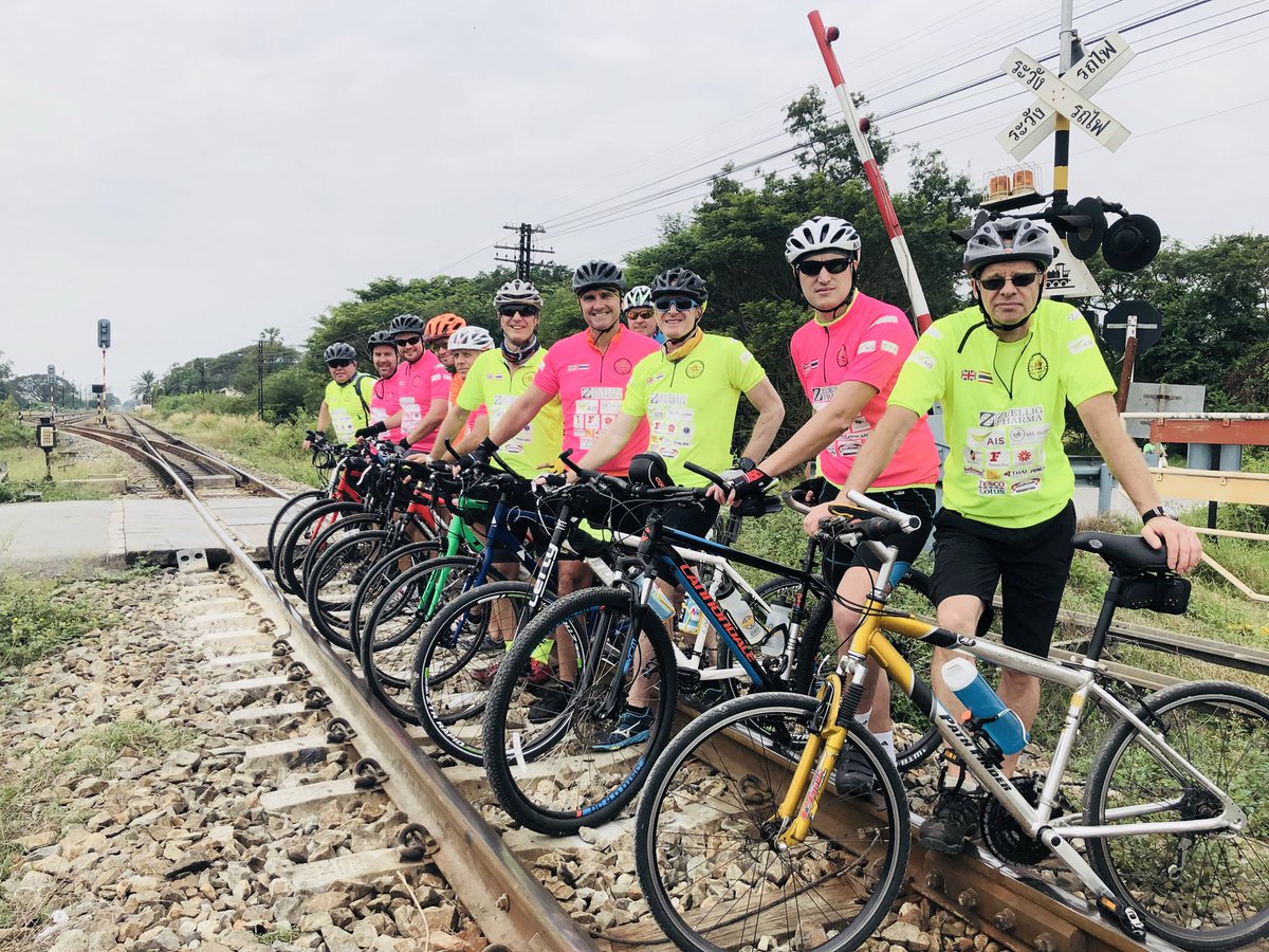 BKK3PC's tweet photo. Fine weather for a #bikeride in #Thailand. #3PagodasChallenge for 4 charities (donation: https://t.co/NUYI1jrXko) https://t.co/LIr1fx4cPi
