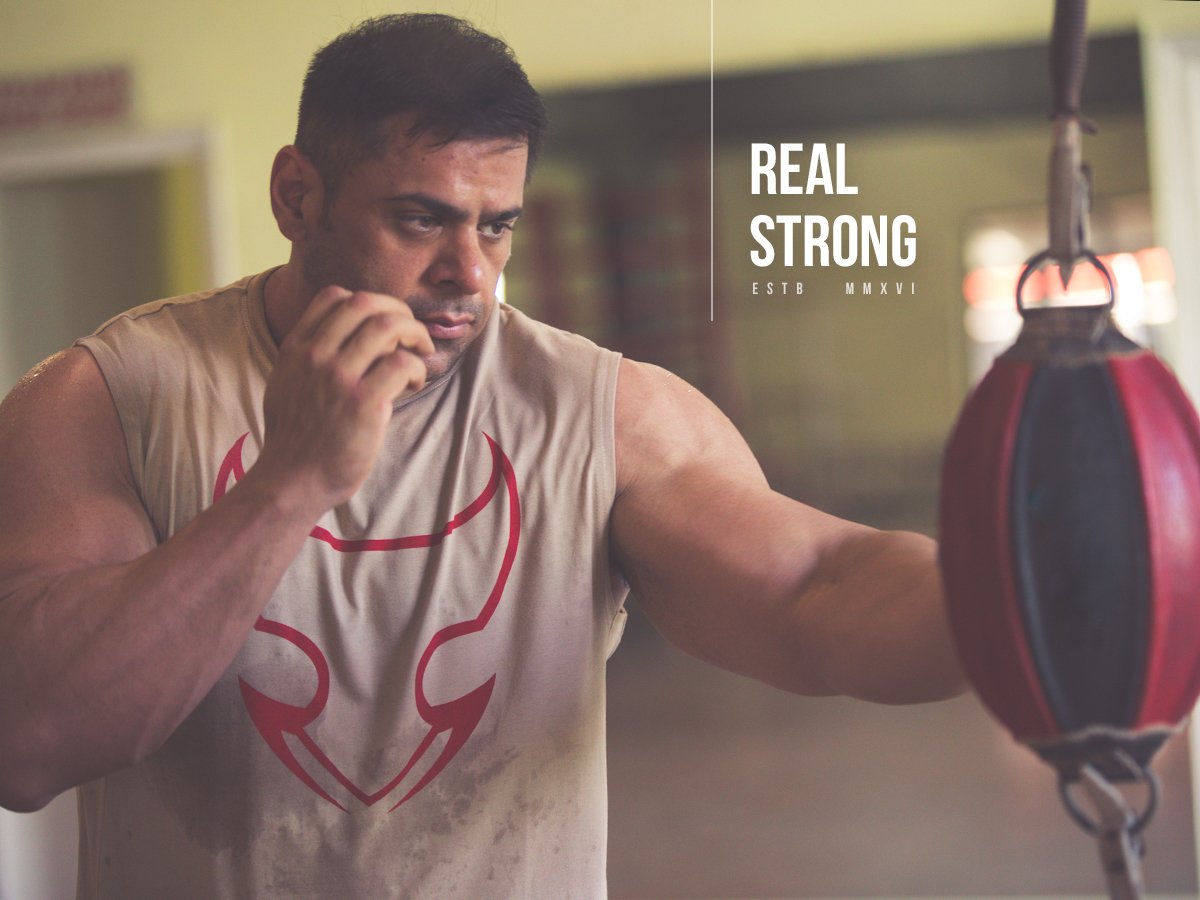 realstrongin's tweet photo. Strong is a state of the body.  #RealStrong, a state of mind.

Real Strong, #militaryinspired #premium #activewear created in #honour of our real heroes, the #IndianArmedForces. 

Get your Real Strong #apparels at https://t.co/UdvESgLUP5 and be a part of the Real Strong family. https://t.co/SAwZOHYDH2