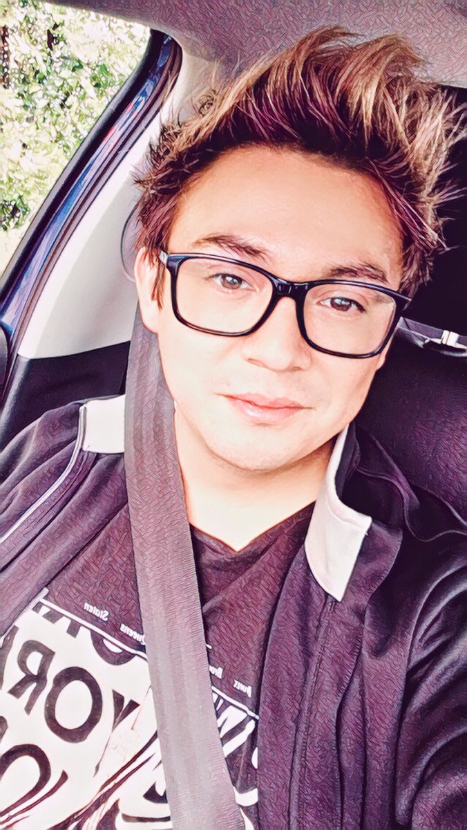 snapcapbeauty's tweet photo. Pic of the day @snapcapbeauty #gayselfie #selfie #PicOfTheDay #photographer https://t.co/7lYRpk9SIM