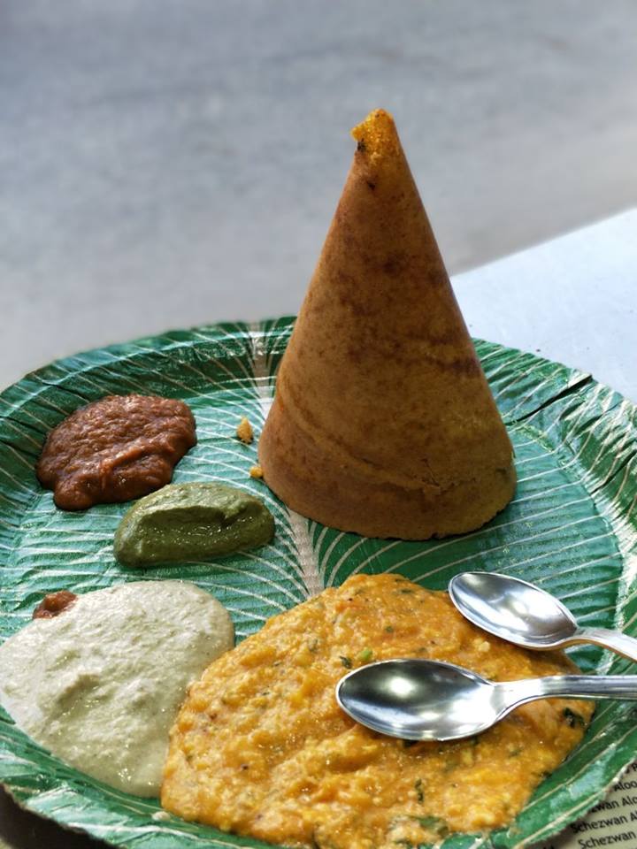 4HappyIndia's tweet photo. PIZZA, CHETTINAD KERLA KURMA,and NUTELLA they might sound like different dishes but are served inside Dosa(s). Have these lip smacking amazing fusion DOSA(s) by HEY DOSA.
#heydosa #JGFF #foodfest #love #music #happiness #jaipur #happyglobe #january https://t.co/iQyH3Ctl4J