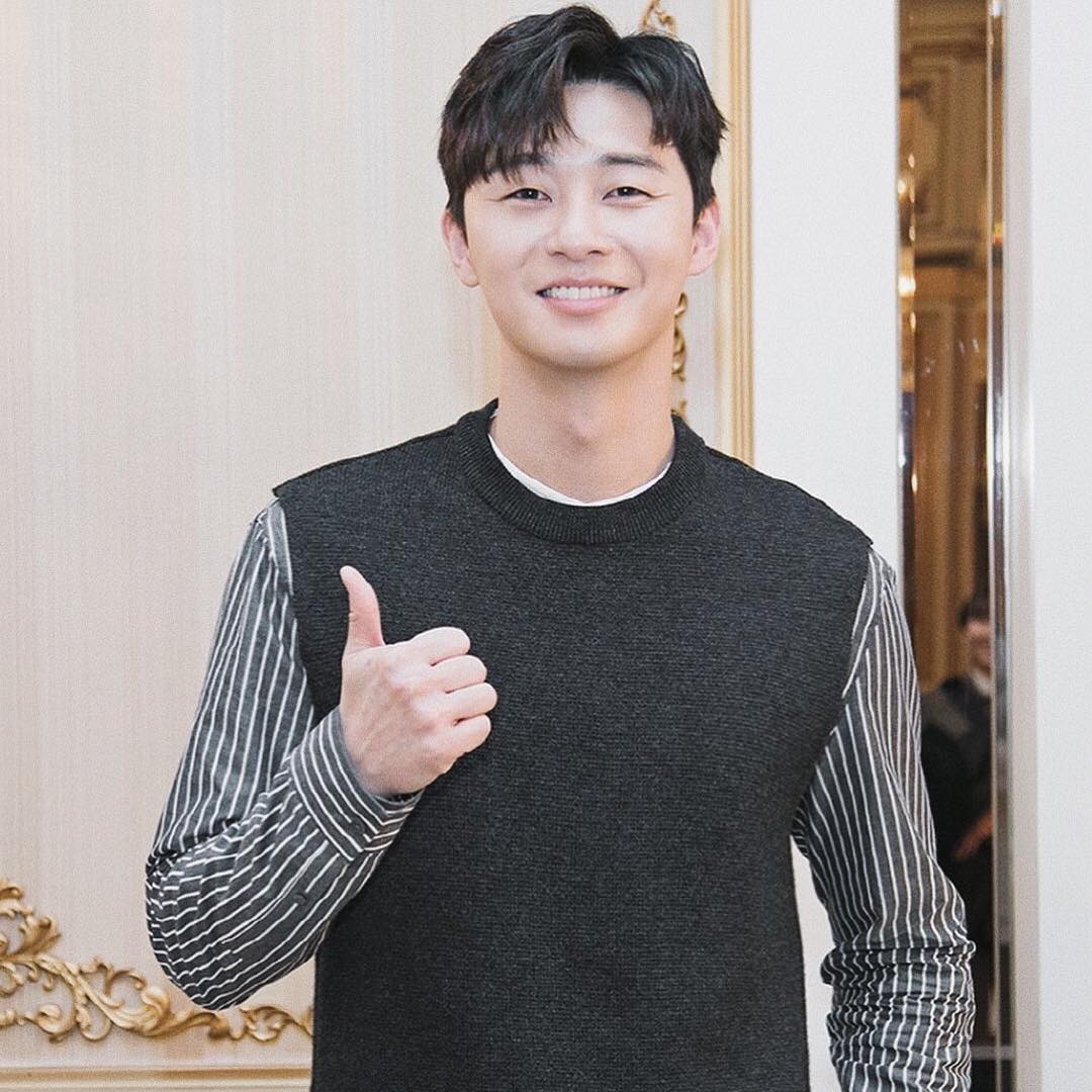 seojoonvisuals's tweet photo. https://t.co/Si9VkniwOL